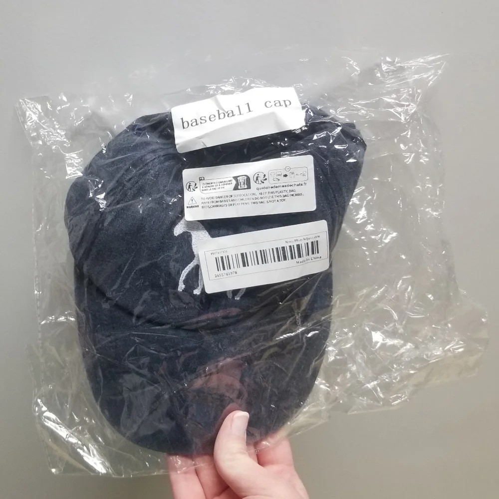 NIB blue and white horse baseball cap - Picture 3 of 4